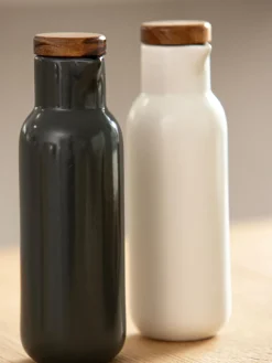 Aceiteras Y Vinagreras|Aceiteras Y Vinagreras></noscript>ladelle Aceitera y vinagrera de porcelana y madera Essentials, 2 uds. Blanco Off White y gris antracita brillante