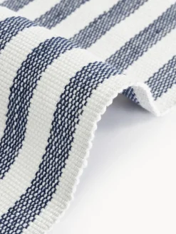 Alfombras De Exterior|Alfombras De Exterior></noscript>Westwing Collection Alfombra artesanal para interior y exterior Lyla Blanco, azul oscuro