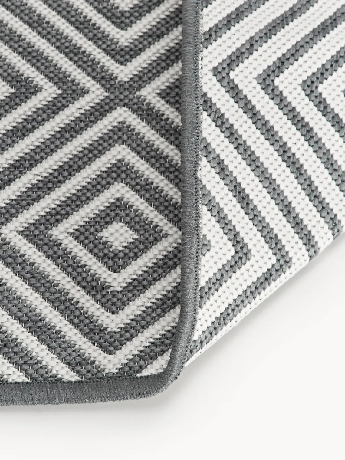 Alfombras De Exterior|Alfombras De Exterior>Westwing Collection Alfombra corredor exterior reversible en rombos Reddy Gris oscuro, blanco Off White