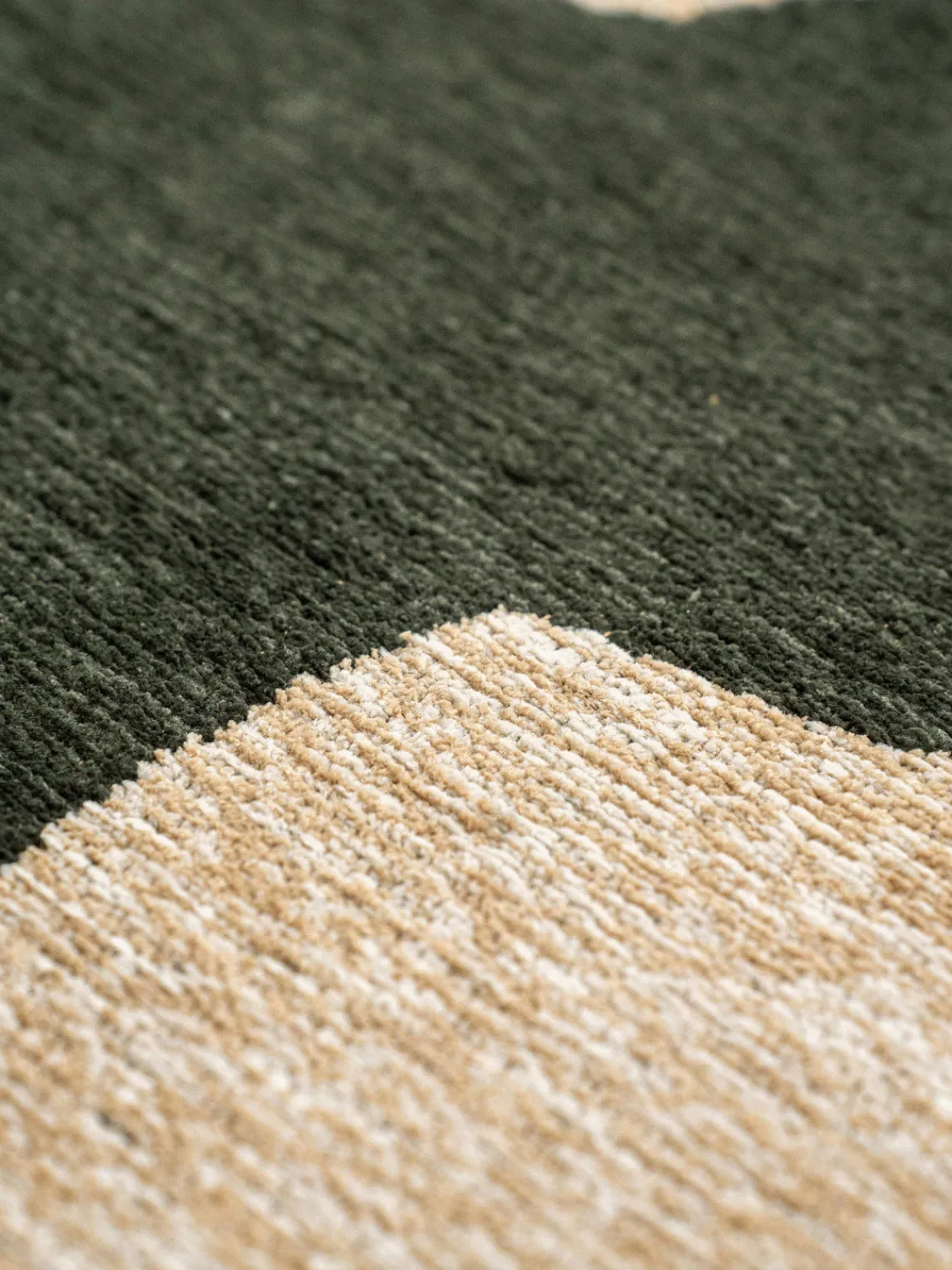 Rectangular|Alfombras Rectangulares>Louis de Poortere Alfombra de pelo corto Ribbon Verde oliva, beige claro