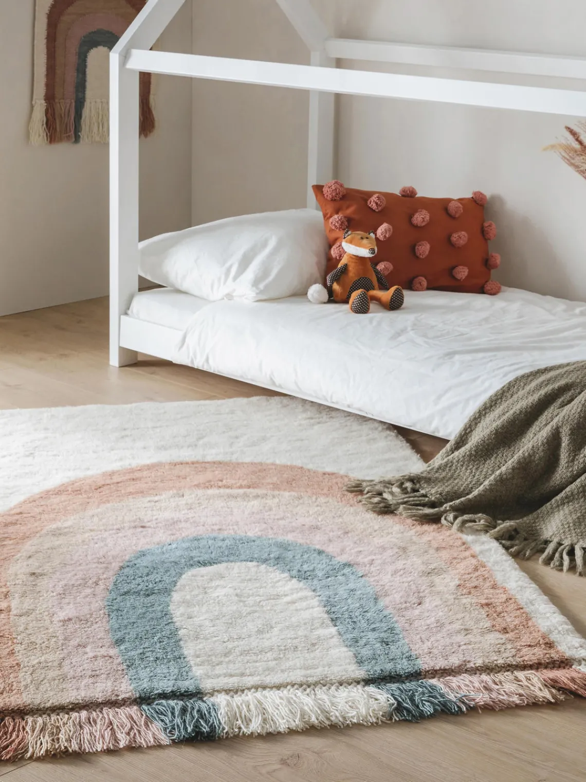 Alfombra infantil artesanal de lana con flecos Rainbow Niños Decoración Infantil|Alfombras Infantiles