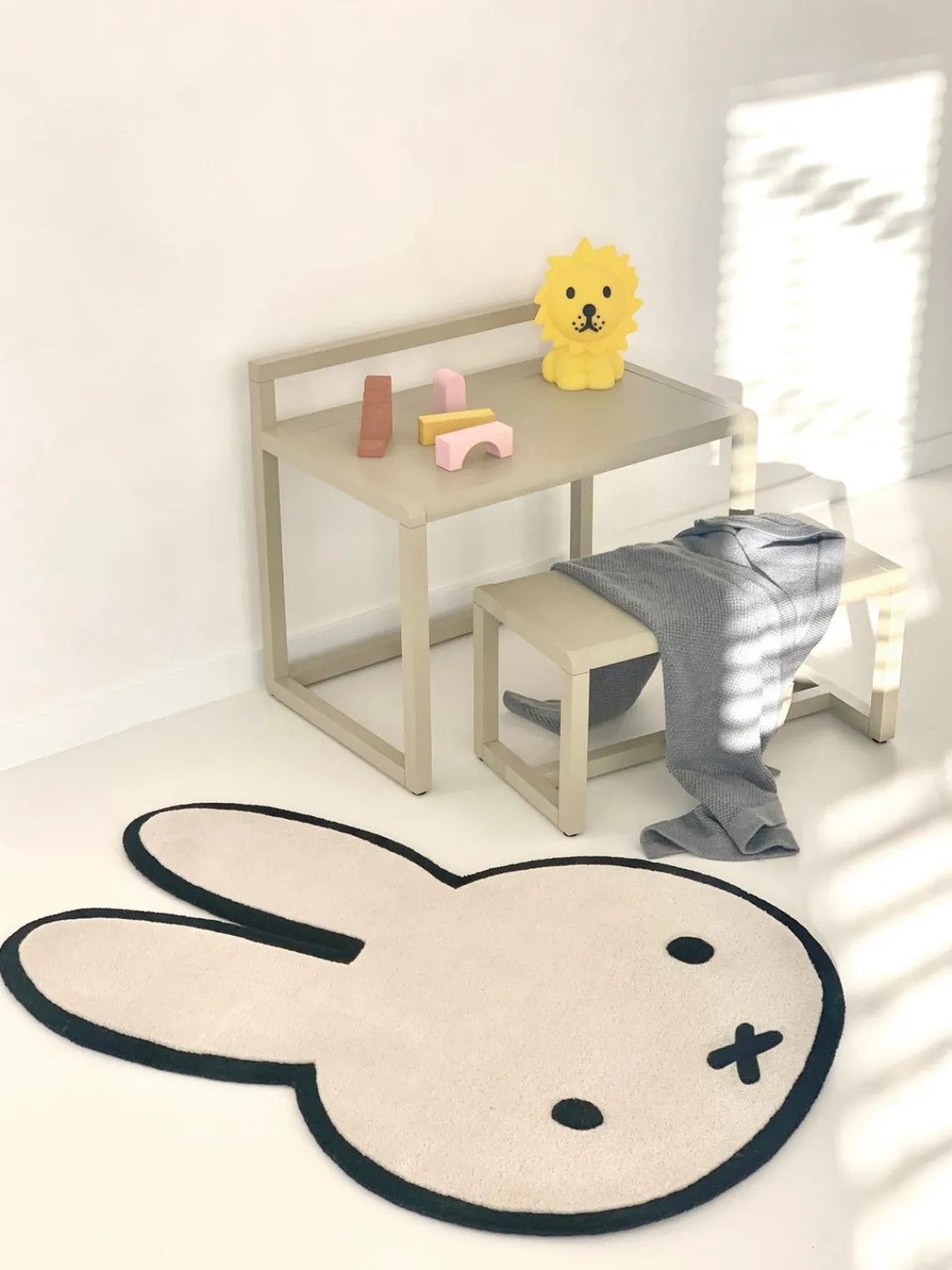 New Alfombra infantil artesanal con forma de conejito Miffy Niños Alfombras Infantiles|Habitación Infantil