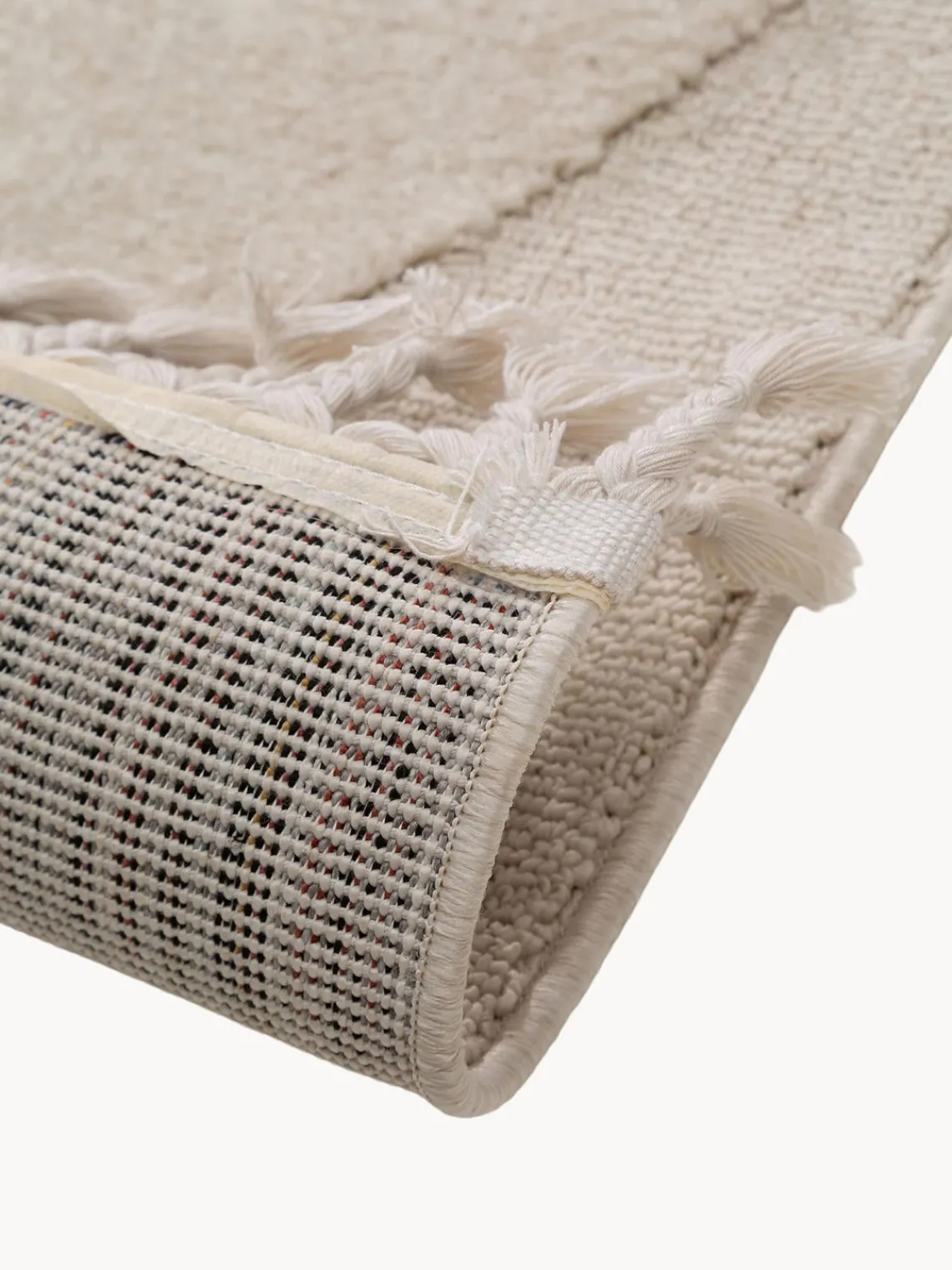 Decoración Infantil|Alfombras Infantiles>benuta Alfombra infantil texturizada con borlas Momo Blanco Off White, beige claro, negroLas alfombras de pelo largo pueden parecer más claras o más oscuras dependiendo de la luz y la dirección en que se encuentren.