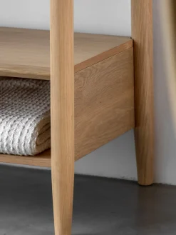 Armarios Abiertos|Percheros De Pie></noscript> Armario abierto Hatfield Madera de roble