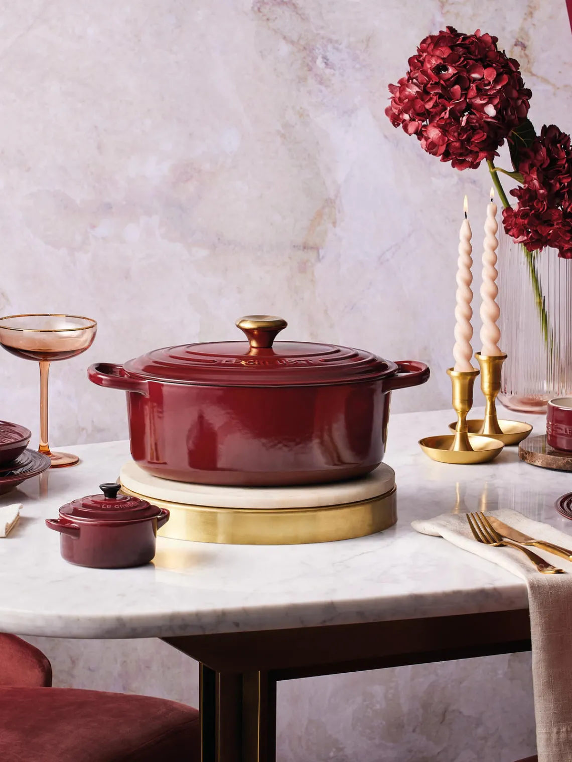 Ollas|Ollas>LE CREUSET Asador ovalado de hierro fundido Signature Collection Rojo vino, dorado