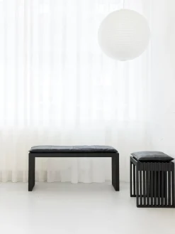 Bancos|Bancos>Cinas Banco de madera de caoba Rib Madera de caoba lacada en negro