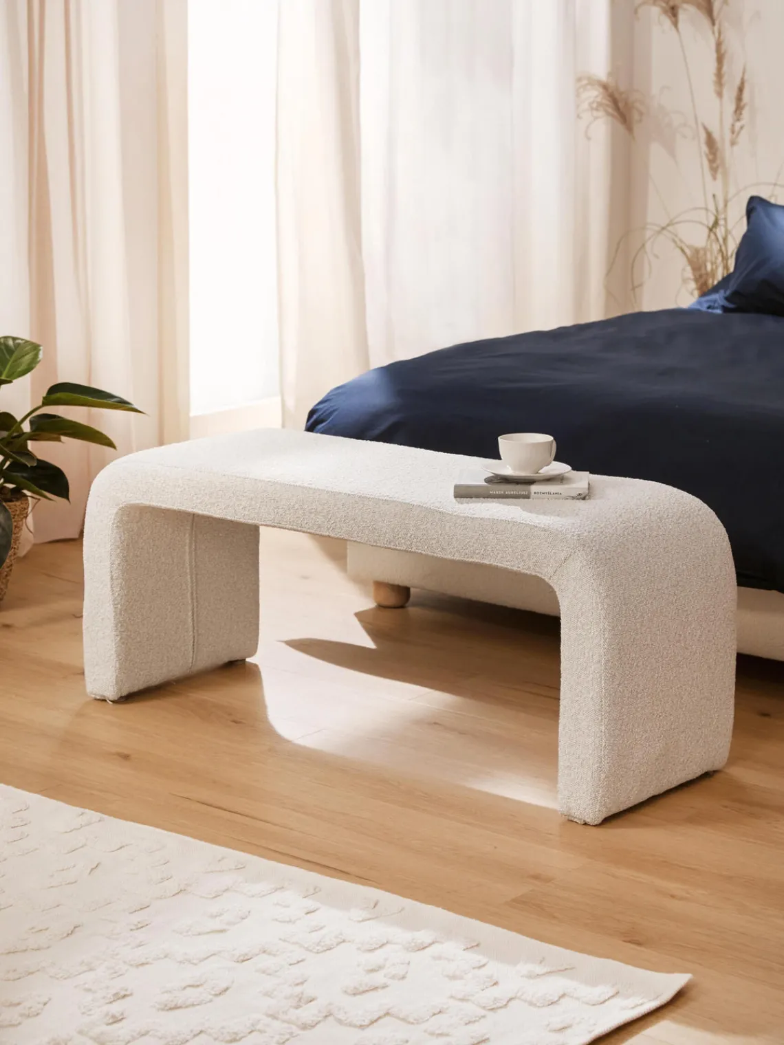 Bancos|Bancos>Westwing Collection Banco en tejido bouclé Penelope Bouclé blanco Off White