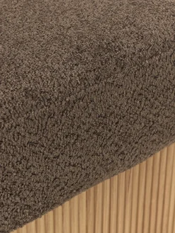 Bancos|Bancos></noscript>Westwing Collection Banco tapizado en tejido borreguillo bouclé con espacio de almacenamiento Nala Tejido borreguillo bouclé taupe, madera de fresno clara