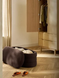 Hot Banco tapizado en tejido bouclé con espacio de almacenamiento Alto Bancos|Bancos