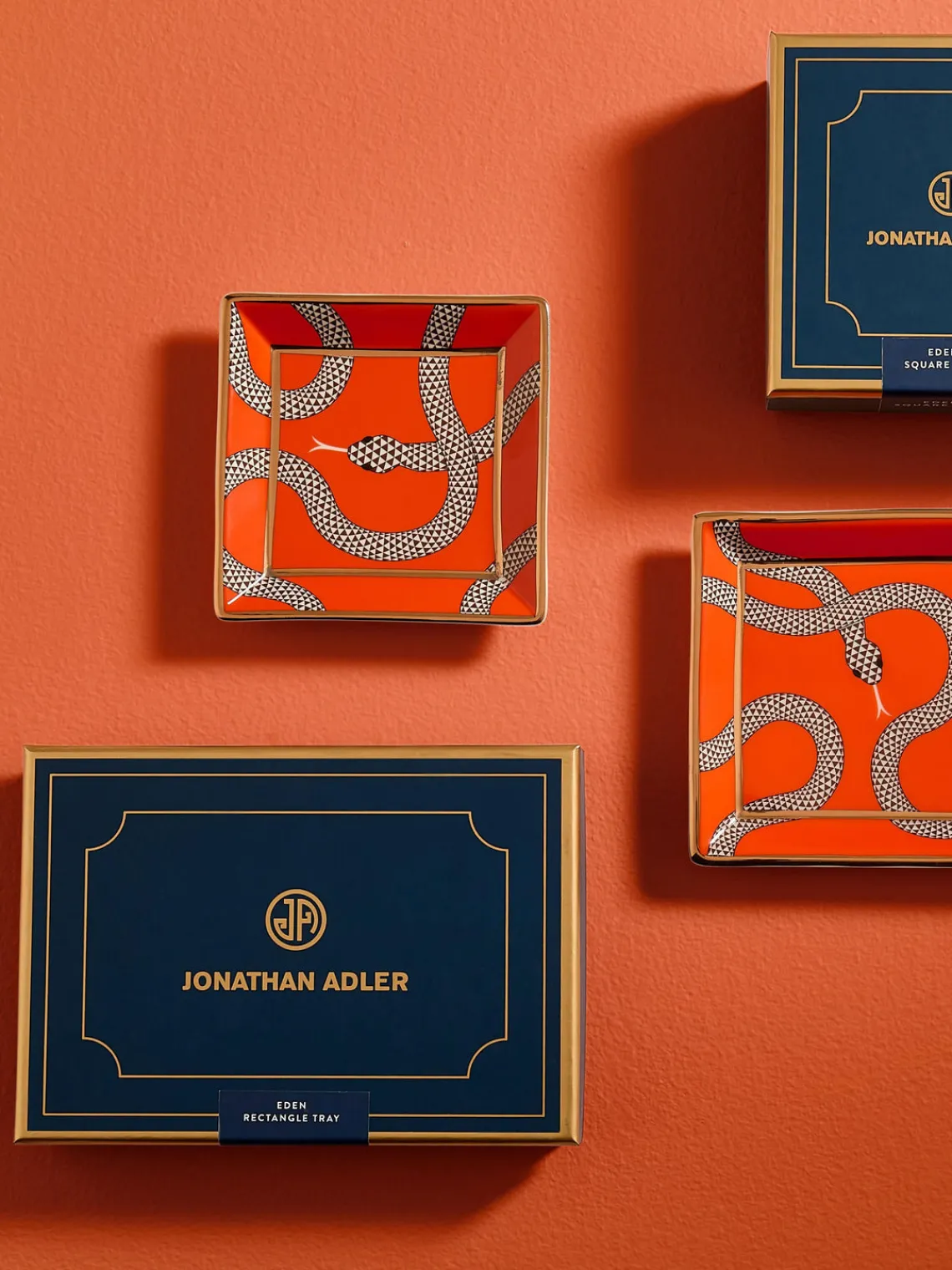 Jarrones|Bandejas Decorativas>Jonathan Adler Bandeja decorativa de porcelana con oro Eden