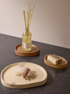 Bandejas Decorativas|Jarrones></noscript>Westwing Collection Bandejas decorativas de madera de mango Oda, 3 uds.