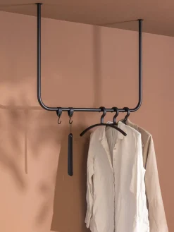 Percheros De Pie|Percheros De Pie></noscript>Metallbude Barra de metal artesanal Enio Negro