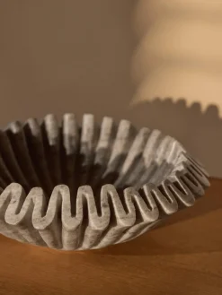 Clearance Bol decorativo artesanal de mármol Santorini, Ø 31 cm Jarrones|Cuencos Decorativos