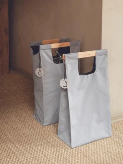 Cubos De Basura Y Reciclaje|Almacenaje De Cocina>Eva Solo Bolsa de separación de residuos Trent, 28 L Gris, madera de haya
