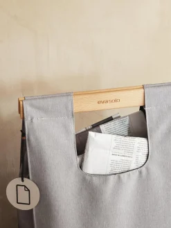 Cubos De Basura Y Reciclaje|Almacenaje De Cocina></noscript>Eva Solo Bolsa de separación de residuos Trent, 28 L Gris, madera de haya
