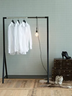 Sale Burro de metal Brent Percheros De Pie|Percheros De Pie