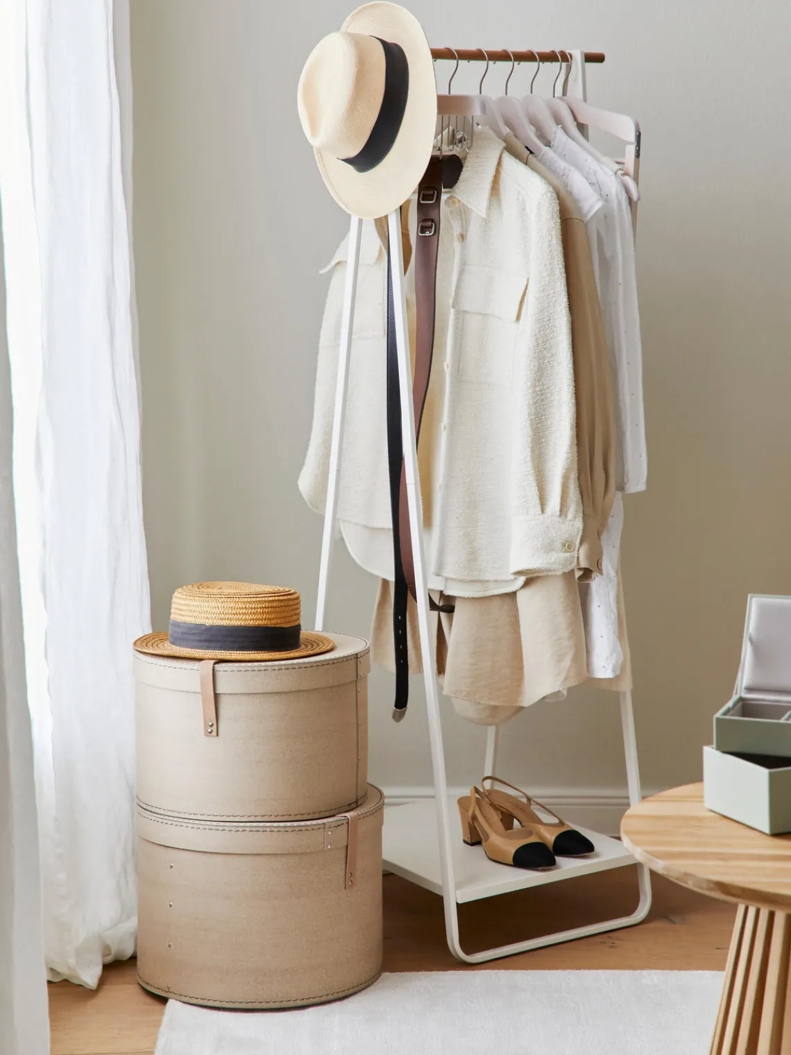 Outlet Burro de metal Tower Percheros De Pie|Percheros De Pie