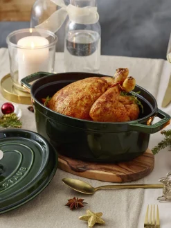 Ollas|Ollas></noscript>Staub Cacerola ovalada de hierro fundido La Cocette Verde oscuro, plateado