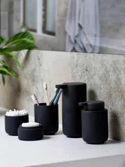 Accesorios De Baño|Jarrones></noscript>Zone Denmark Caja de almacenamiento con superficie suave al tacto Ume Negro mate
