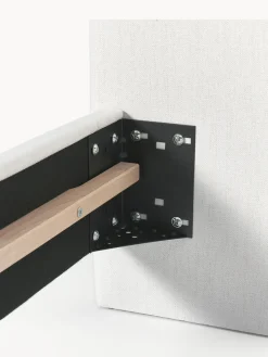 Camas Tapizadas|Camas><noscript><img width=