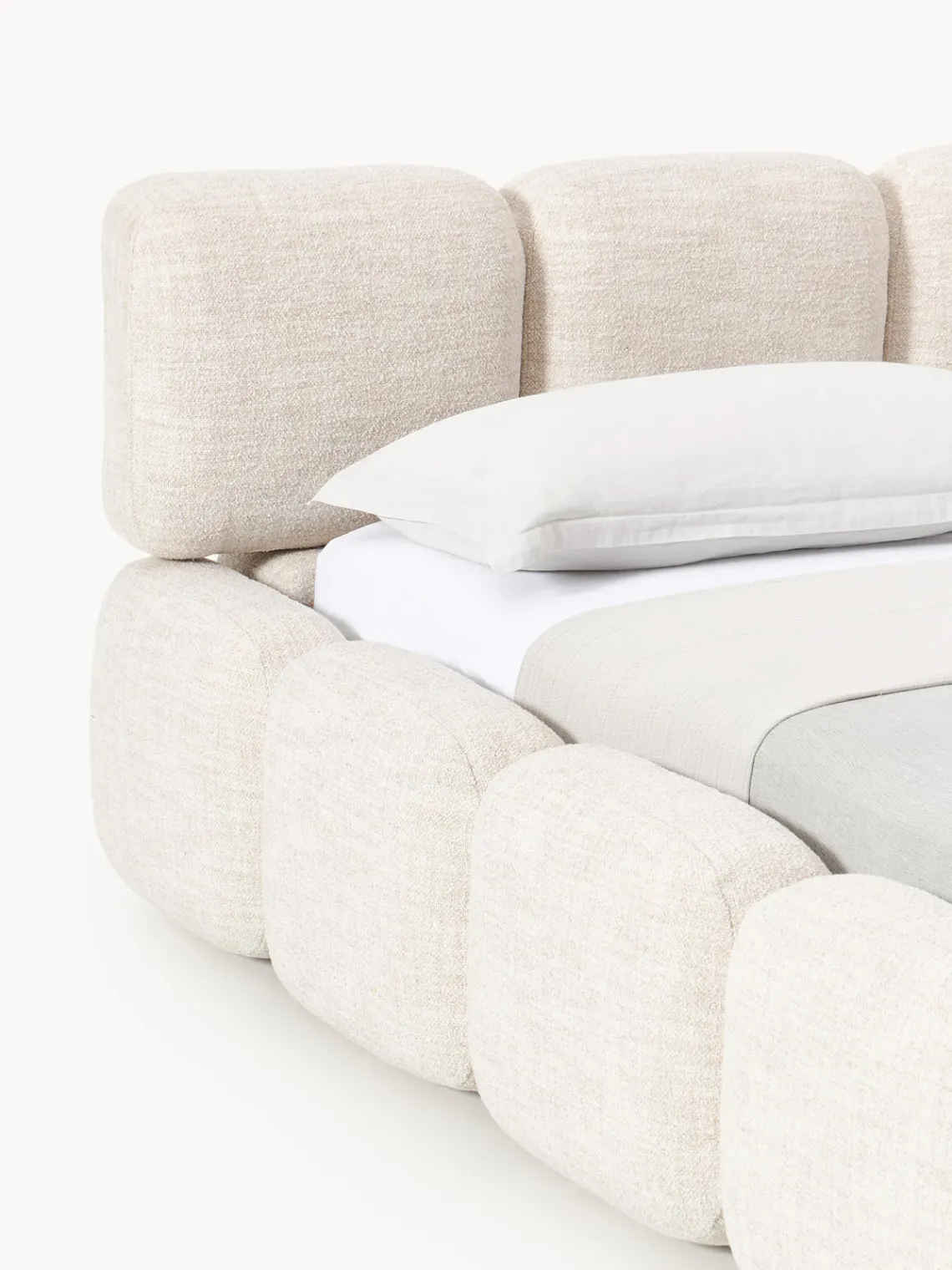 New Cama tapizada en tejido bouclé Tayla Camas Tapizadas|Camas