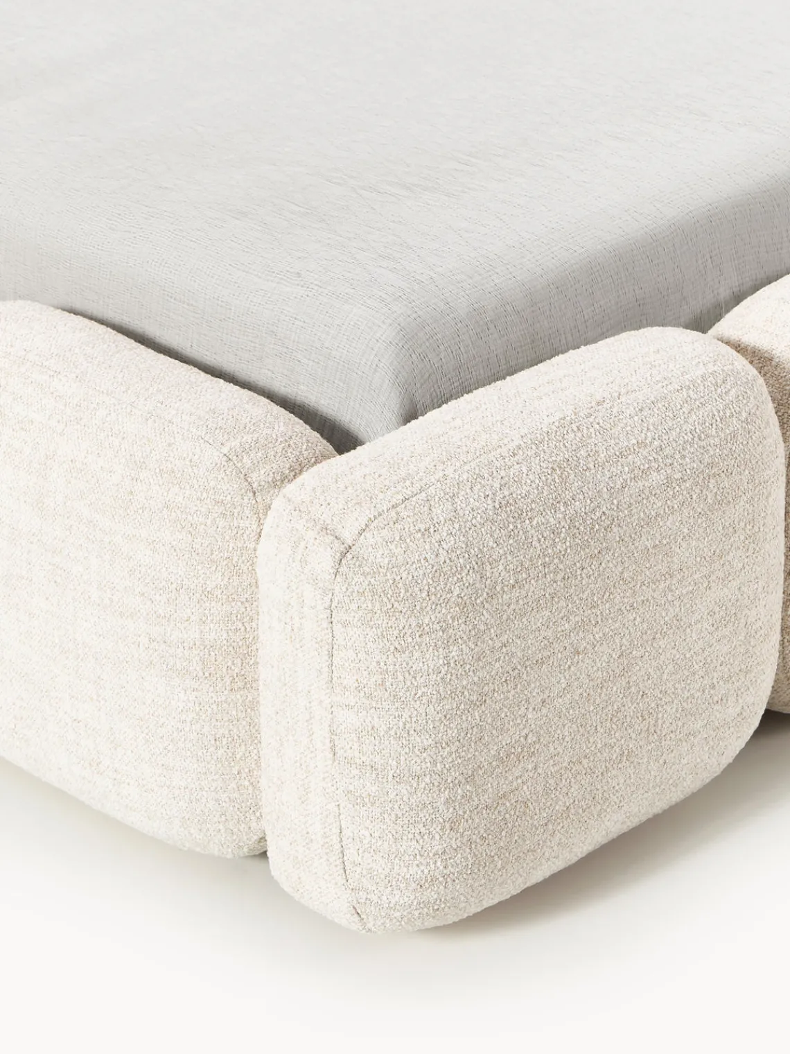 New Cama tapizada en tejido bouclé Tayla Camas Tapizadas|Camas