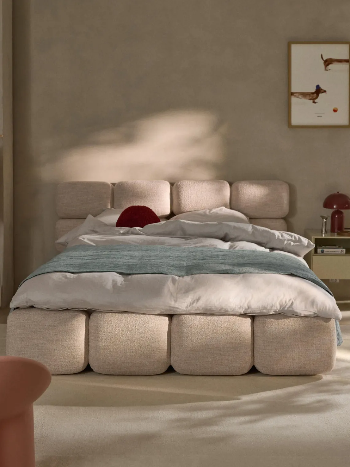 Hot Cama tapizada en tejido bouclé Tayla Camas Tapizadas|Camas