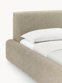 Camas Tapizadas|Camas><noscript><img width=