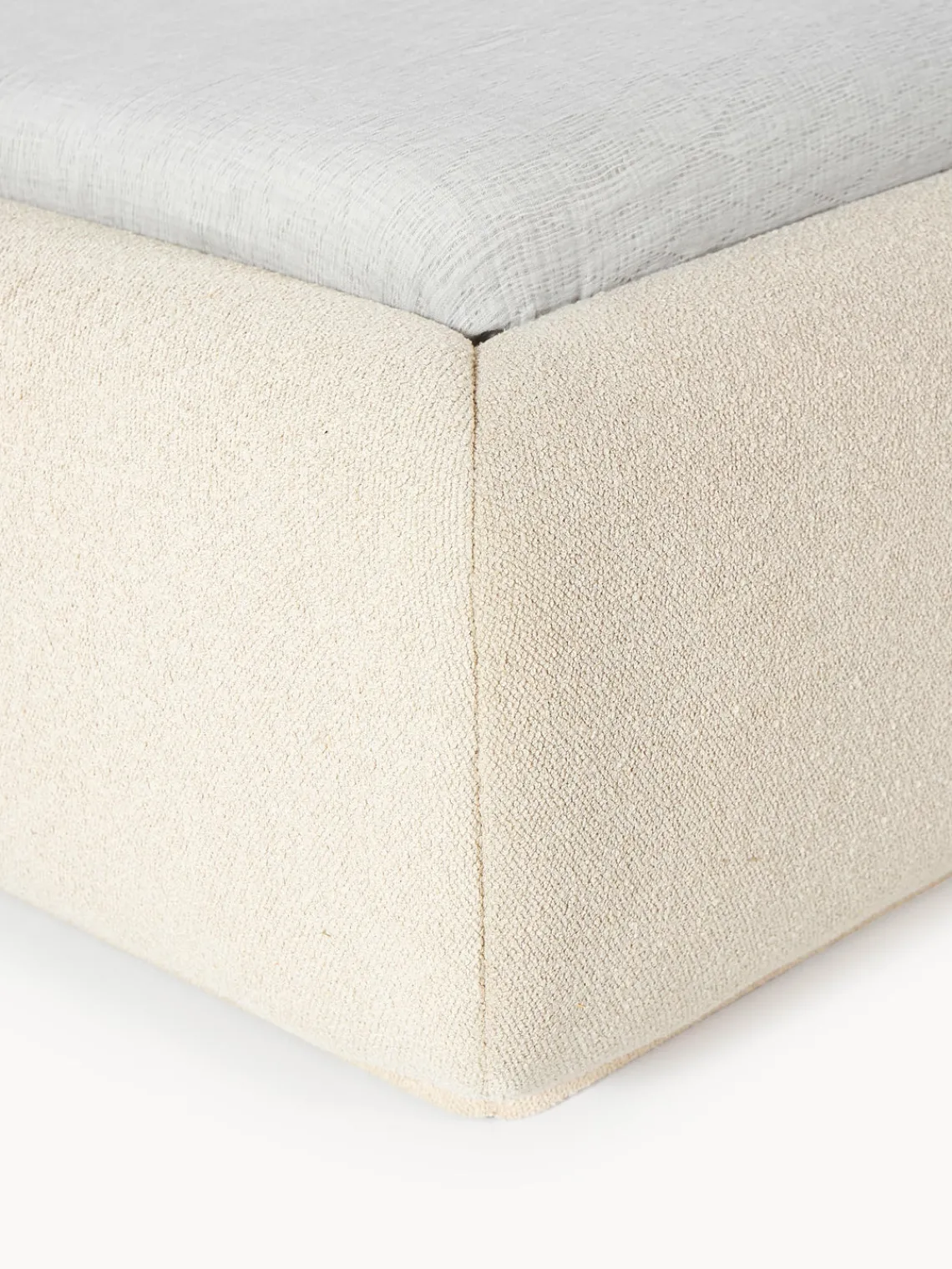 Hot Cama tapizada redondeada en tejido bouclé Alba Camas Tapizadas|Camas