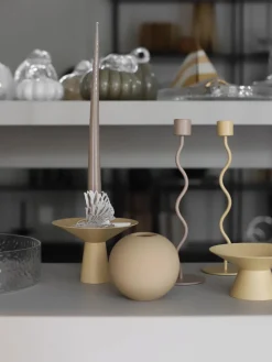Candelabros|Jarrones>Cooee Design Candelabro de acero inoxidable mate Uma Ocre
