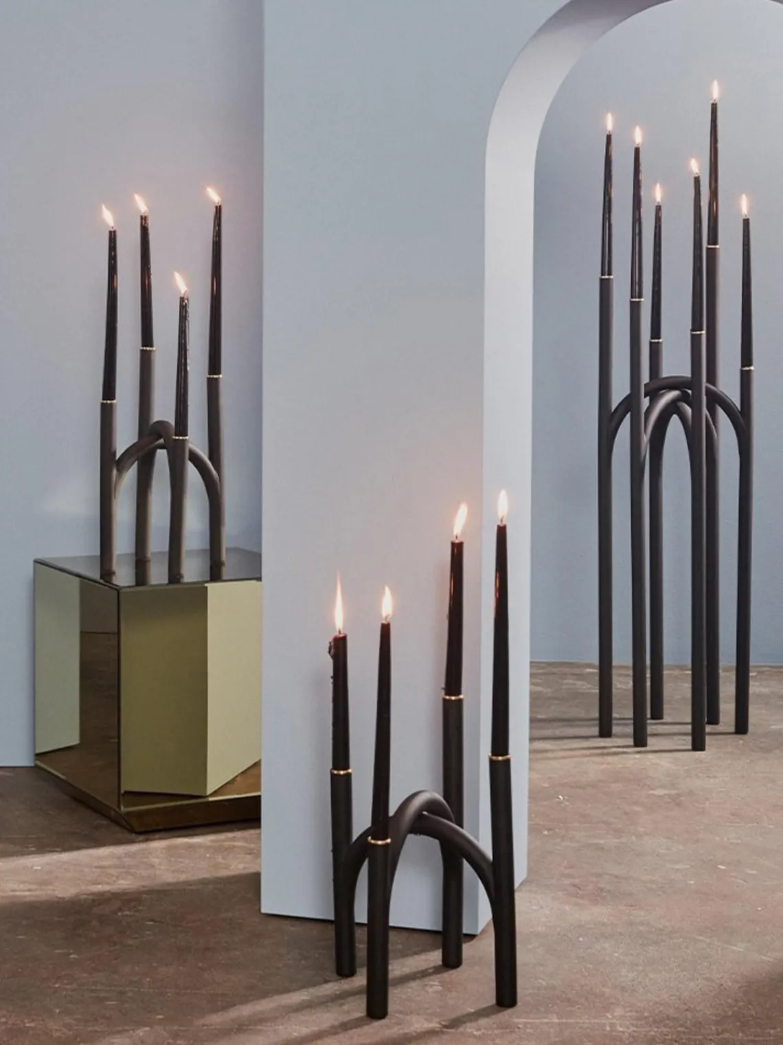 New Candelabro grande de metal Angui Candelabros|Jarrones