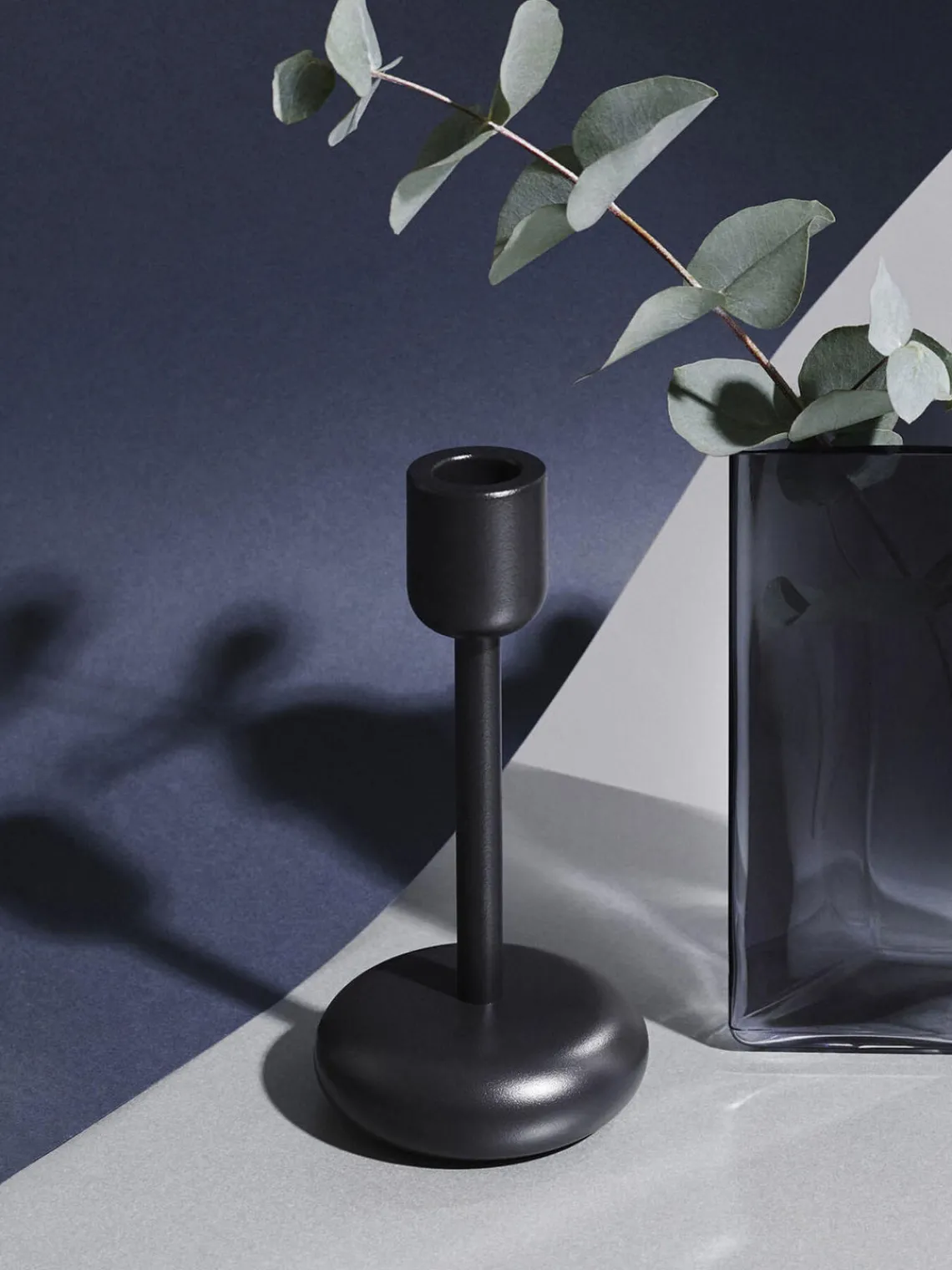 Candelabros|Jarrones>iittala Candelabro Nappula, 18 cm Gris oscuro