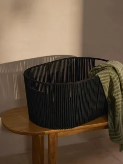 Cestos De La Ropa|Jarrones></noscript>Westwing Collection Cesta de ropa artesanal de cuerda Gabe Negro