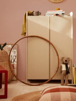 Sifonieres|Sifonieres></noscript>Ferm Living Chiffonnier de madera Still Beige claro