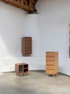 Hot Cómoda de madera de fresno Rise Sifonieres|Sifonieres