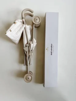 Juguetes A Partir De 1 Año|Decoración Infantil></noscript>Konges Slojd Cochecito para muñecas con correa y bolsa de transporte Lemon Motivo de limón