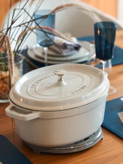 Ollas|Ollas>Staub Cocotte ovalada de hierro fundido Signature Collection Gris claro brillante