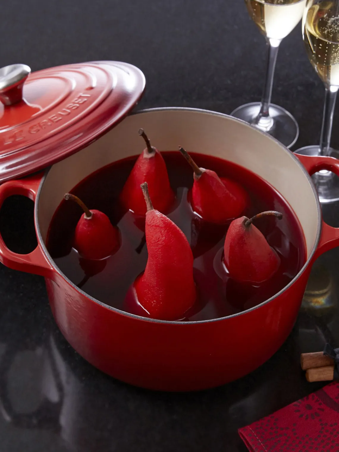 Ollas|Ollas>LE CREUSET Cocotte redonda de hierro fundido Signature Collection Tonos rojos, plateado