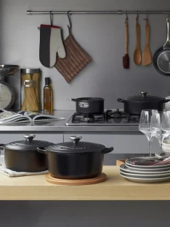 Ollas|Ollas>LE CREUSET Cocotte redonda de hierro fundido Signature Collection Negro, plateado