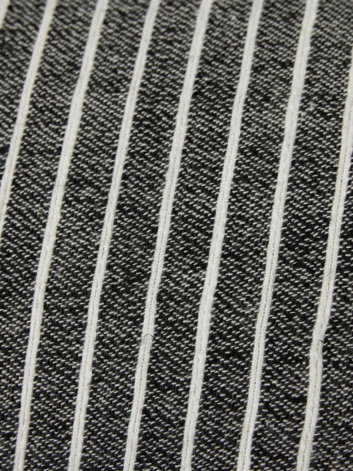 Online Cojín artesanal Monochrome Cojines Decorativos|Mantas