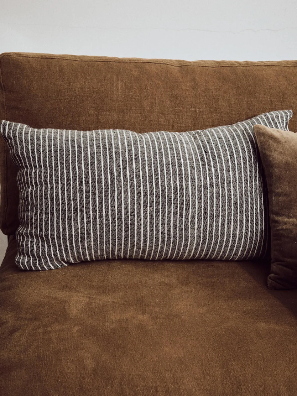 Online Cojín artesanal Monochrome Cojines Decorativos|Mantas