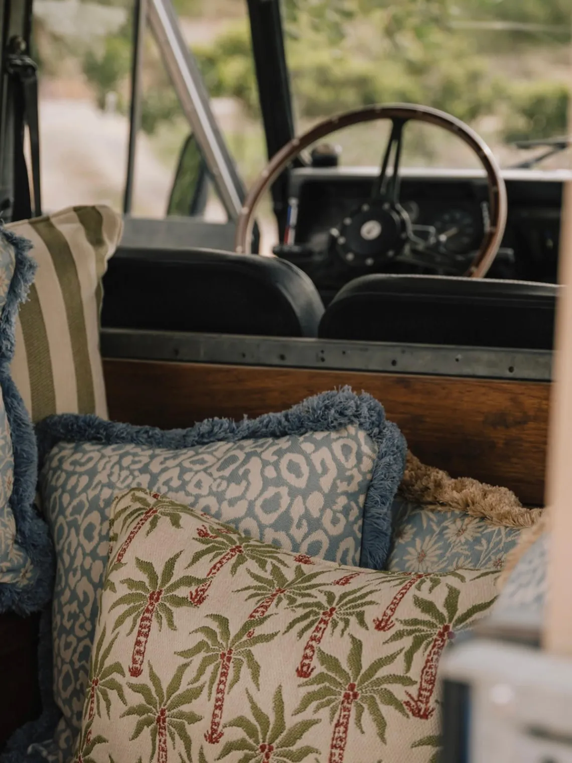 Cojín de exterior reversible artesanal Laura & Maya Mantas|Cojines De Exterior