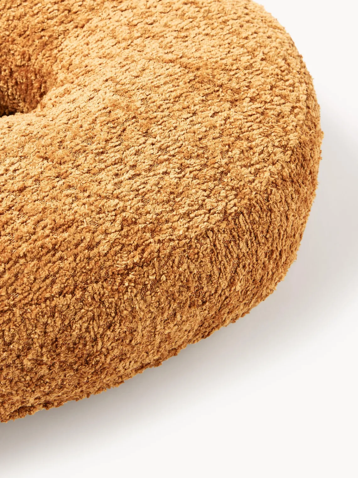 Cojines Decorativos|Mantas>Westwing Collection Cojín en forma de donut en tejido bouclé Jack Marrón claro