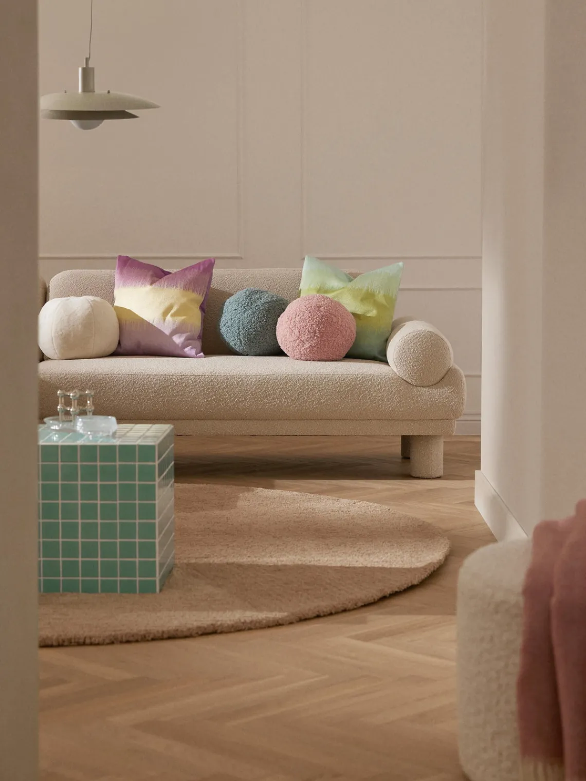 Clearance Cojín esférico de borreguillo Dotty Mantas|Cojines Decorativos