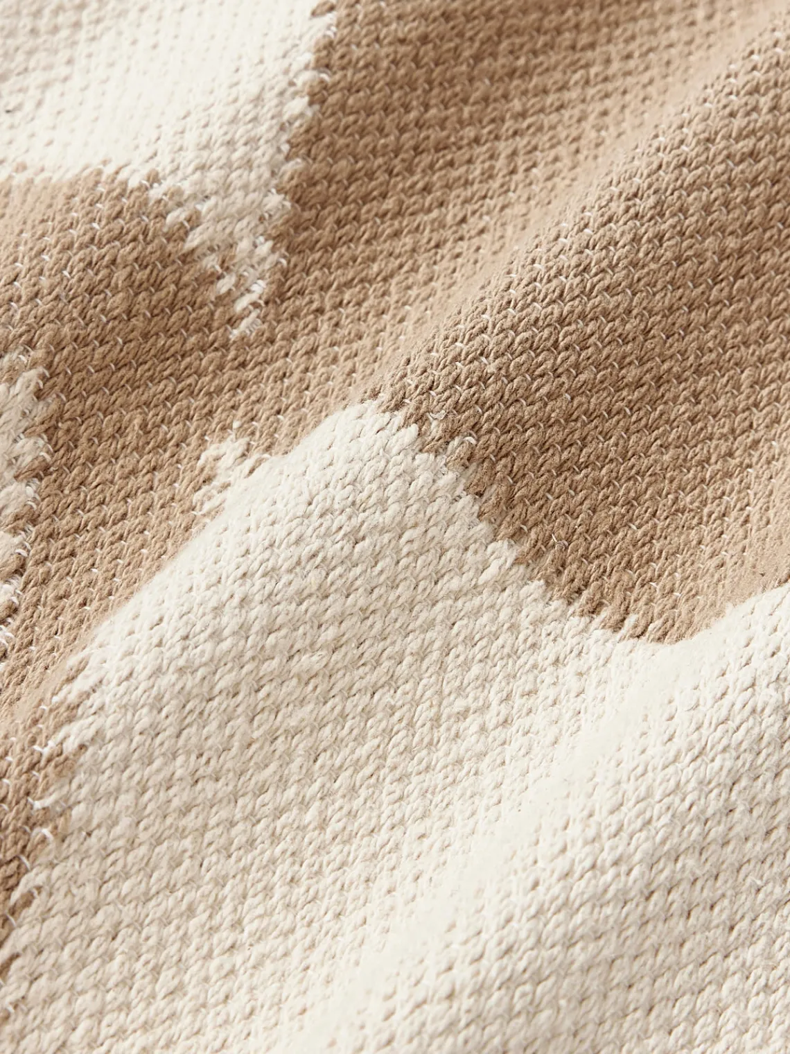 Cojines Decorativos|Mantas>Westwing Collection Cojín grande artesanal con motivos geométricos Asta Beige, beige claro