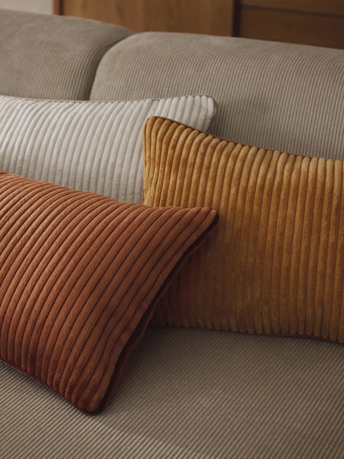 Clearance Cojín grande de pana Kylen Cojines Decorativos|Mantas