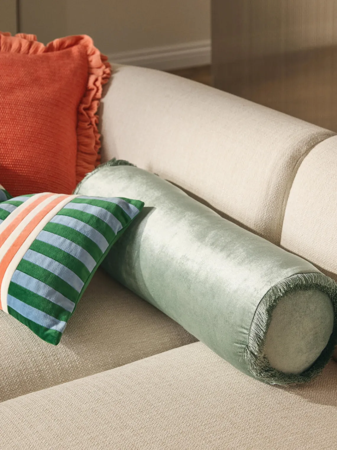 Cojines Decorativos|Mantas>Westwing Collection Cojín rulo co flecos Nikita Verde salvia