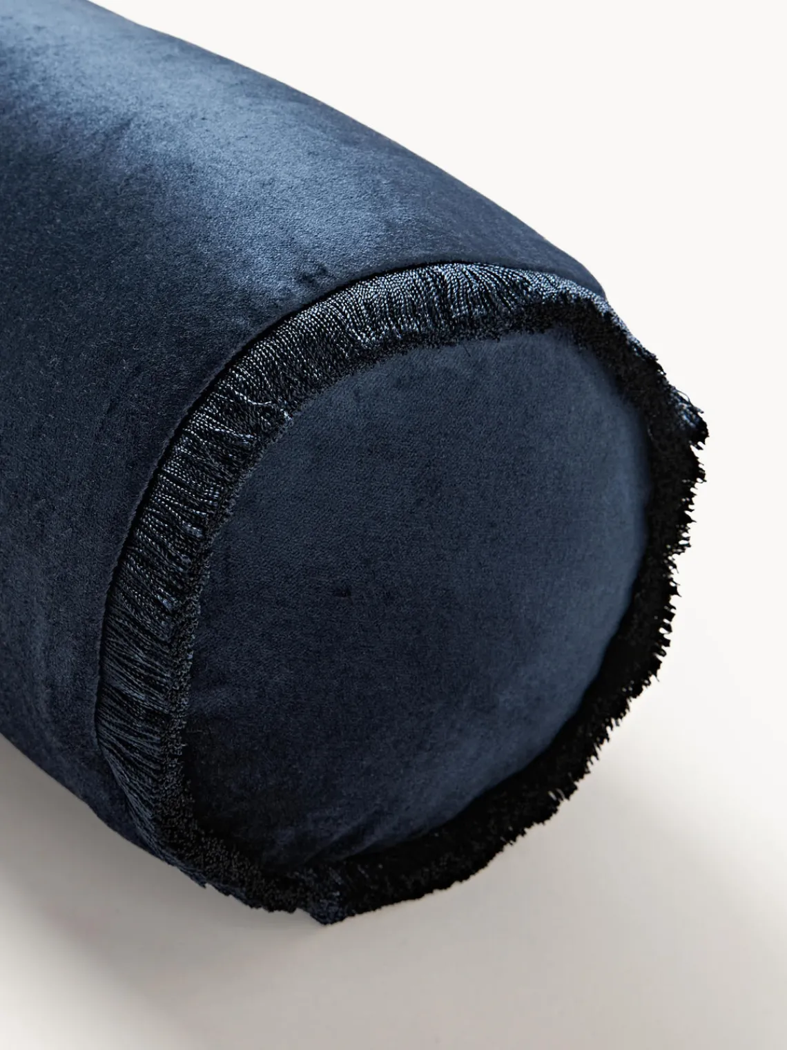 Mantas|Cojines Decorativos>Westwing Collection Cojín rulo co flecos Nikita Azul oscuro