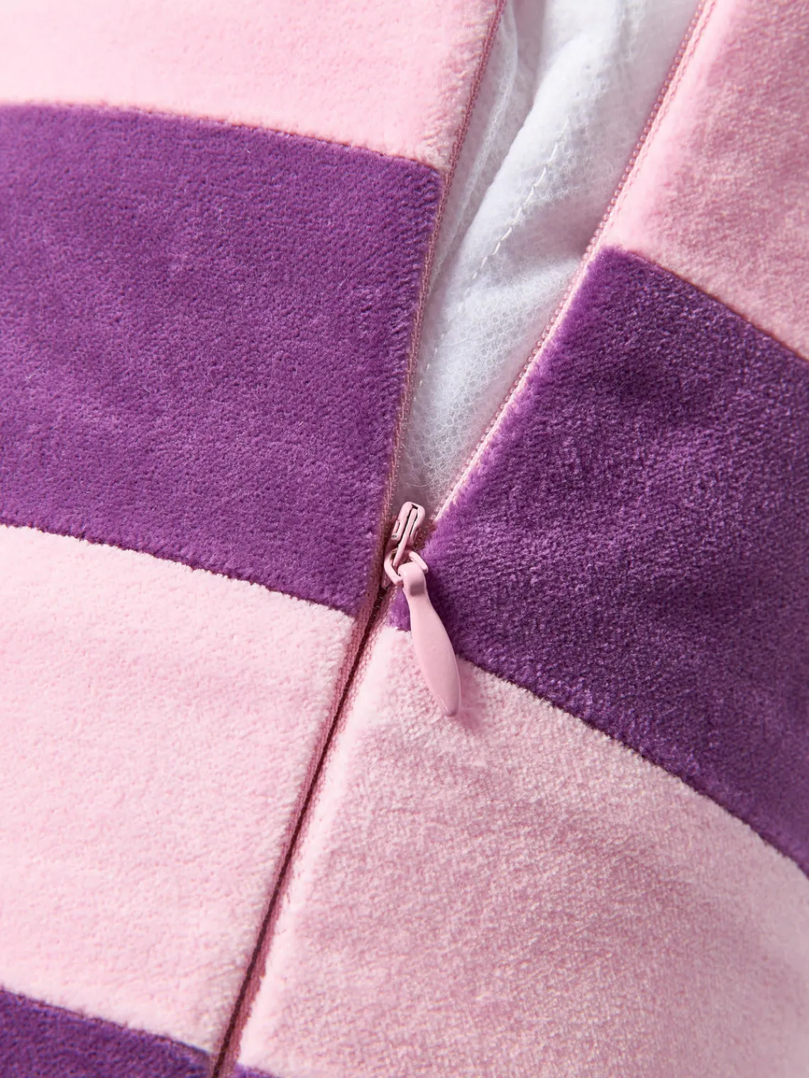 Hot Cojín rulo de terciopelo patchwork Remus Mantas|Cojines Decorativos