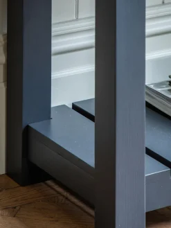 Mesas Consola|Consolas></noscript> Consola artesanal de madera Eton Madera de roble, gris antracita